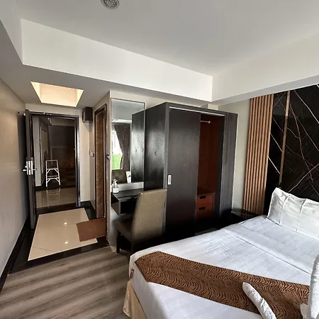 Hotel Maleez