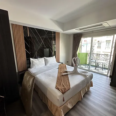 Maleez Hotel 3*