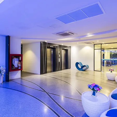 Hotel Blue Boat Jc