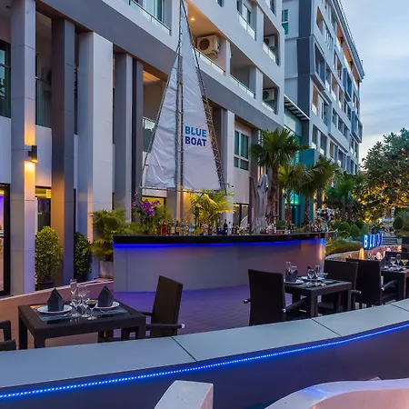 Hotel Blue Boat Jc