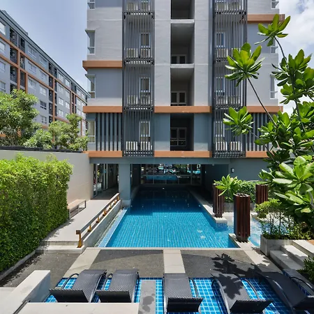 The Grass Serviced Pattaya