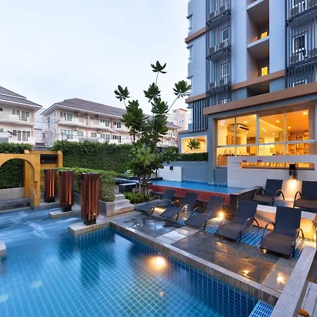 Hotel The Grass Serviced Pattaya
