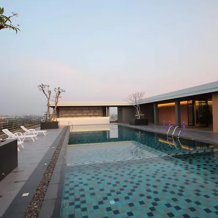 Hotel Season Five Pattaya