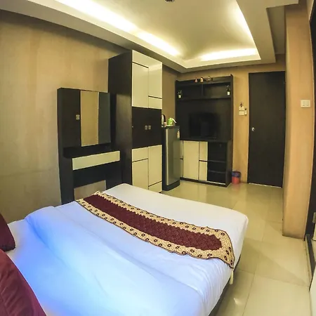 House Of Pattaya- Near Walking Street Hotel