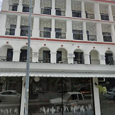 Hotel House Of Pattaya- Near Walking Street Pattaya