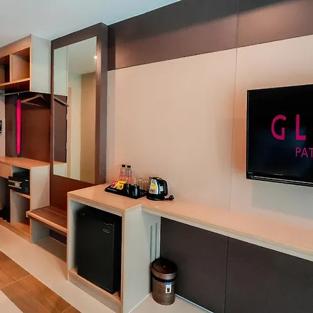 Glow 4*
