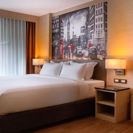 Glow 4* Pattaya