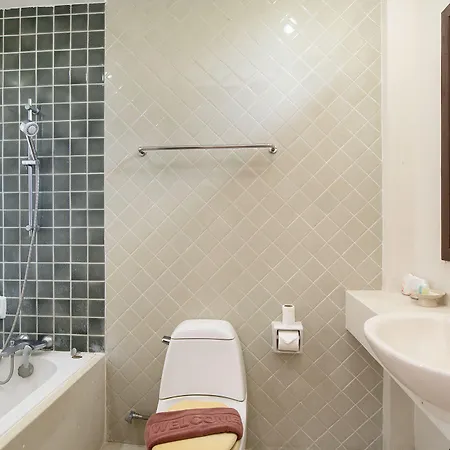 Hotel East Sea Paradise 4*