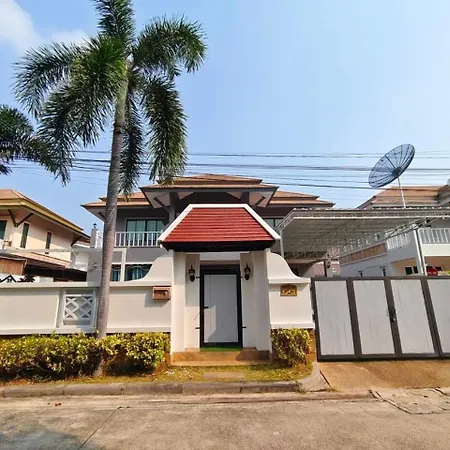 Villa Bann Natcha 35 *