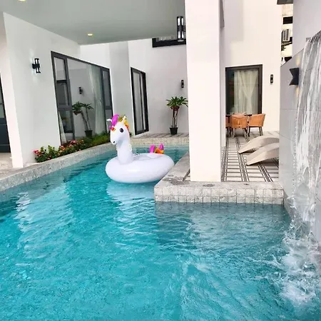 Blue Ocean Pool Villa Pattaya