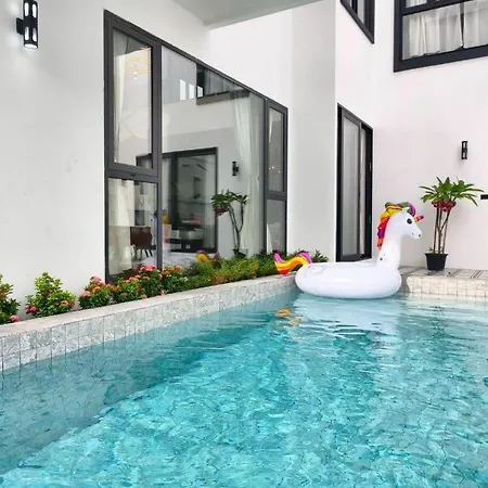 Villa Blue Ocean Pool Pattaya