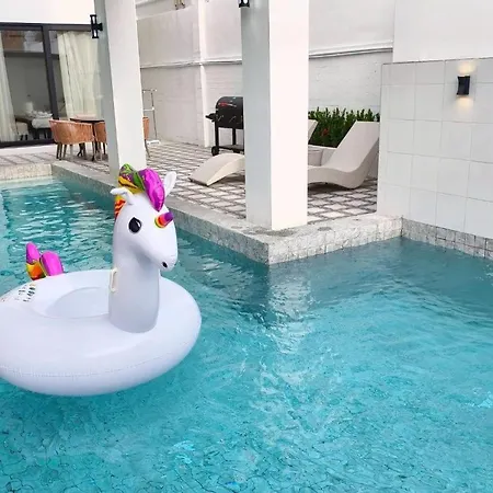 Villa Blue Ocean Pool Pattaya