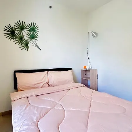 Unixx South Apartment
