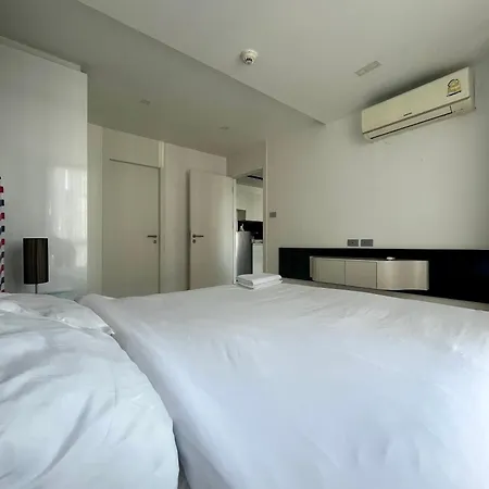 Center Est Apartment