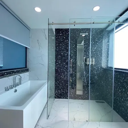 Ketki Luxury Pool Bluewave Pattaya