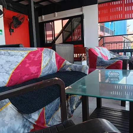 Guest house Ben & Lek 3*