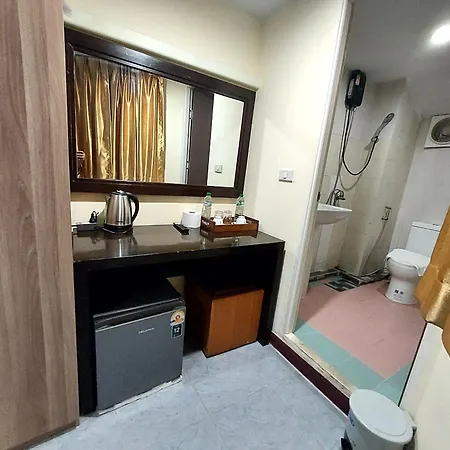 Hostel Rustic Comfort Zone, Pattaya