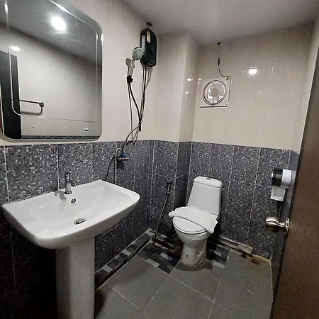 Rustic Comfort Zone, Hostel *