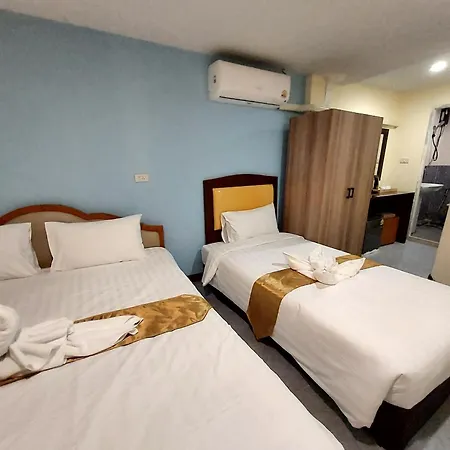 Rustic Comfort Zone, Hostel Pattaya