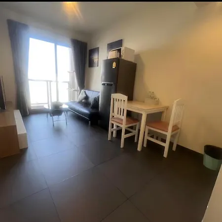 Unixx South - Only Sea View Apartment *
