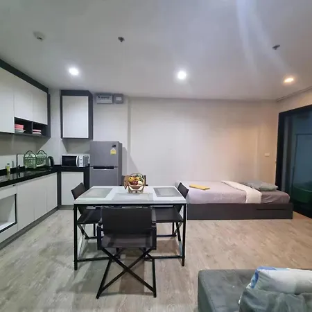 Apartment The Base海景网红顶层无边泳池 双卧室套房