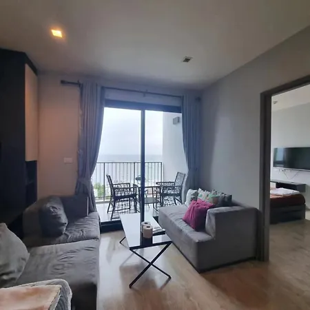 The Base海景网红顶层无边泳池 双卧室套房 * Pattaya