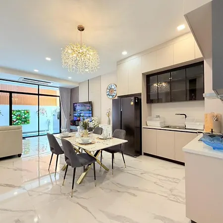 Chilla B Holiday home *