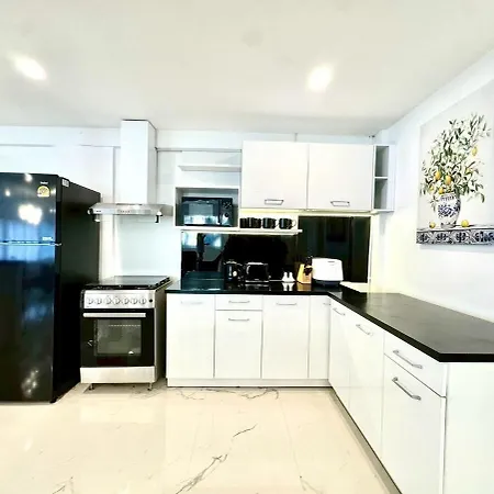 Villa Sunset 30m To 4br *