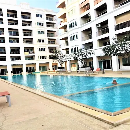 1-bedroom Pool-view With Large Balcony - Jomtien Pattaya
