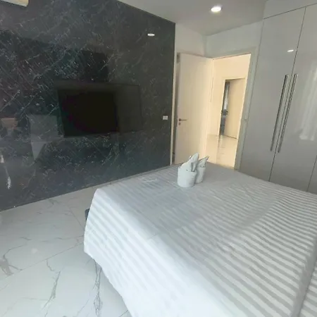 Villa Tyb-06 芭提雅北歐風格六臥室別墅 Pattaya