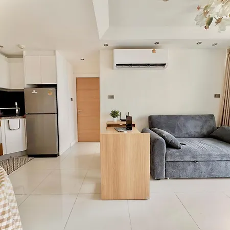 Remote Work Friendly In Apartment