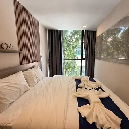The Iconic Hotel 3*