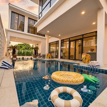 Chantara - Private Pool & Luxury House 7br * Pattaya