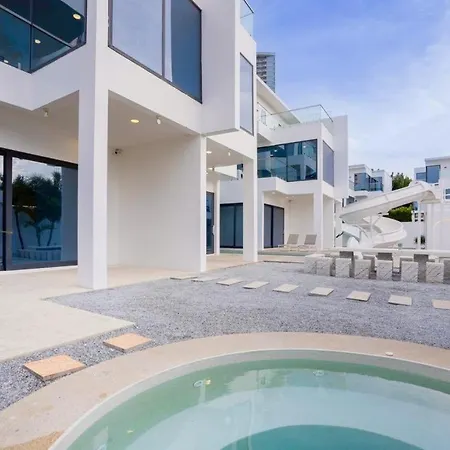 My Galaxy Pool 16br Near Jomtien Pattaya