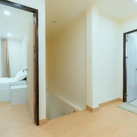 Villa 49spvilla 近步行街中天海滩别墅 *
