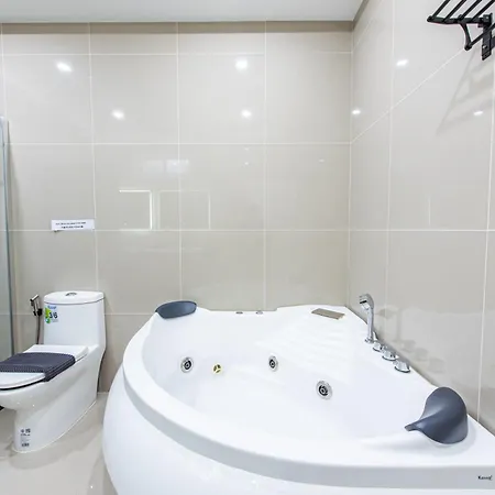 Villa Lagoon Breeze 4br Pool Near Walking Street