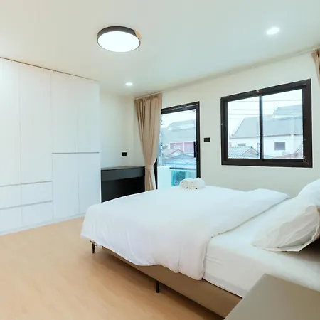 Villa 49spvilla 近步行街中天海滩别墅 *