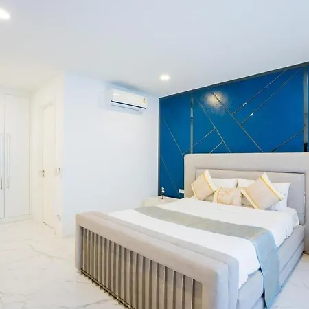 My Galaxy Pool 16br Near Jomtien