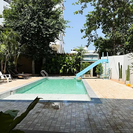 Cocoon Hideaway Apartment