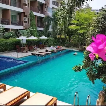 Diamond In The Center Of * Pattaya