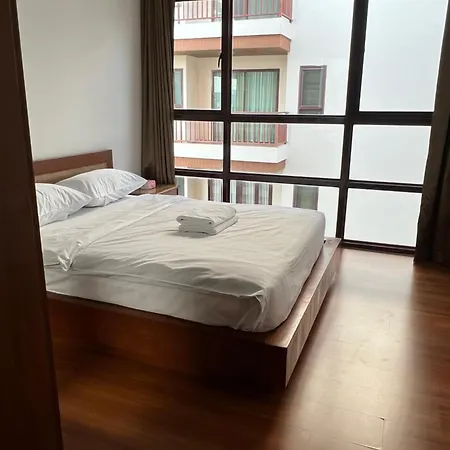 芭提雅市中心两卧两卫120平方 游泳池 健身房 * Pattaya