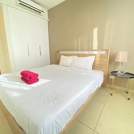 High Floor Sea View 2 Bed * Pattaya