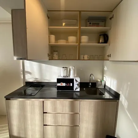 High Floor Sea View 2 Bed