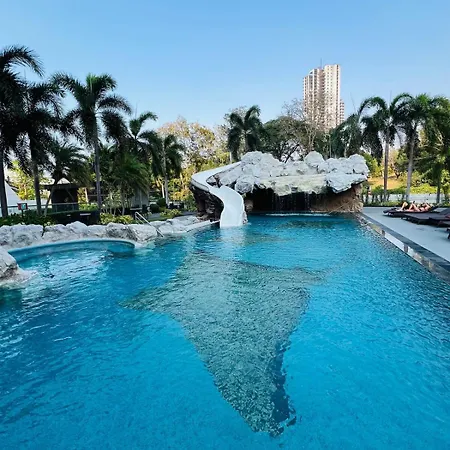 Sea View 1br The Sky Apartment Pattaya
