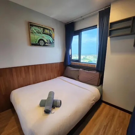 Apartment The Base海景网红顶层无边泳池 双卧室套房 海滩3分钟 *