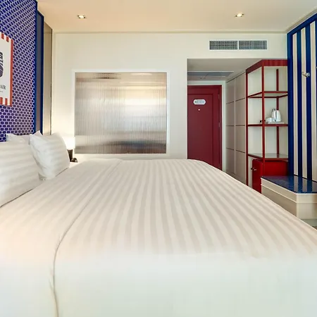 The Cruise Hotel 4*