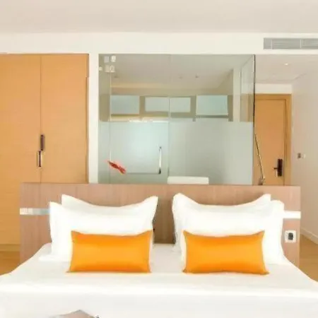 Seven Zea Chic 4*