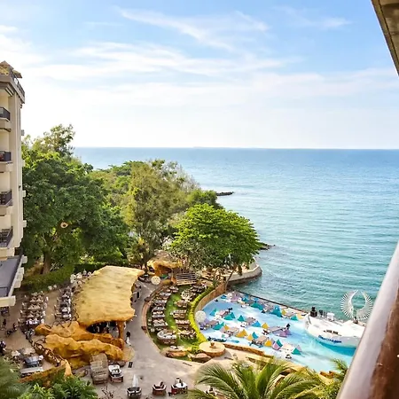 Garden Cliff And Pattaya