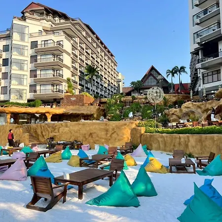 Resort Garden Cliff And Pattaya