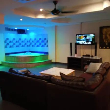 Apartment 75 Sqm Studio Type Jacuzzi Apartment 101 A Pattaya